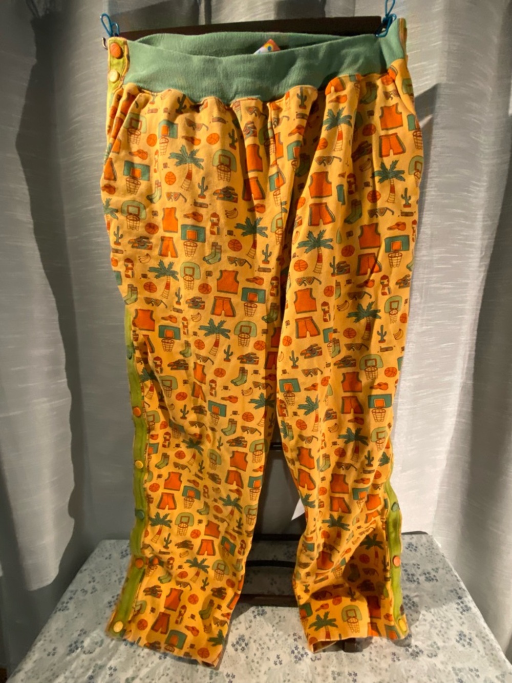 Men's Basketball Print Jogger Pants with Green Waistband